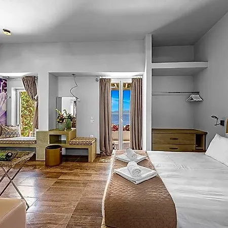 Super Rockies * Mykonos Town