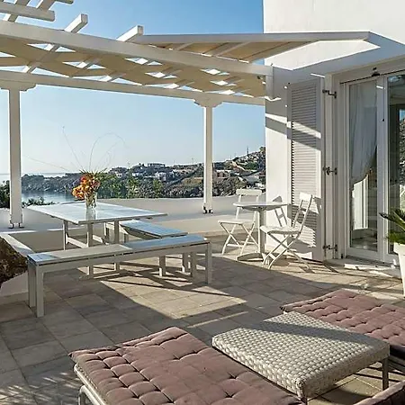 Super Rockies Mykonos Town