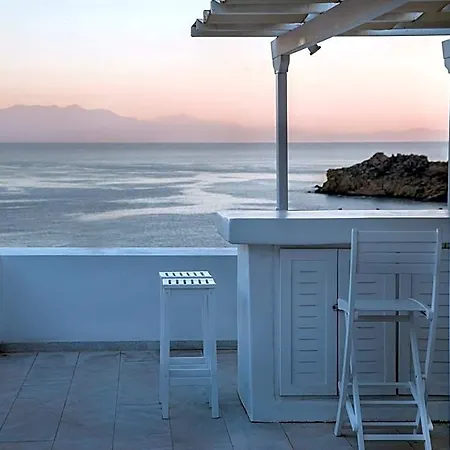 Super Rockies Mykonos Town