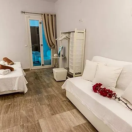Super Rockies 4* Mykonos Town